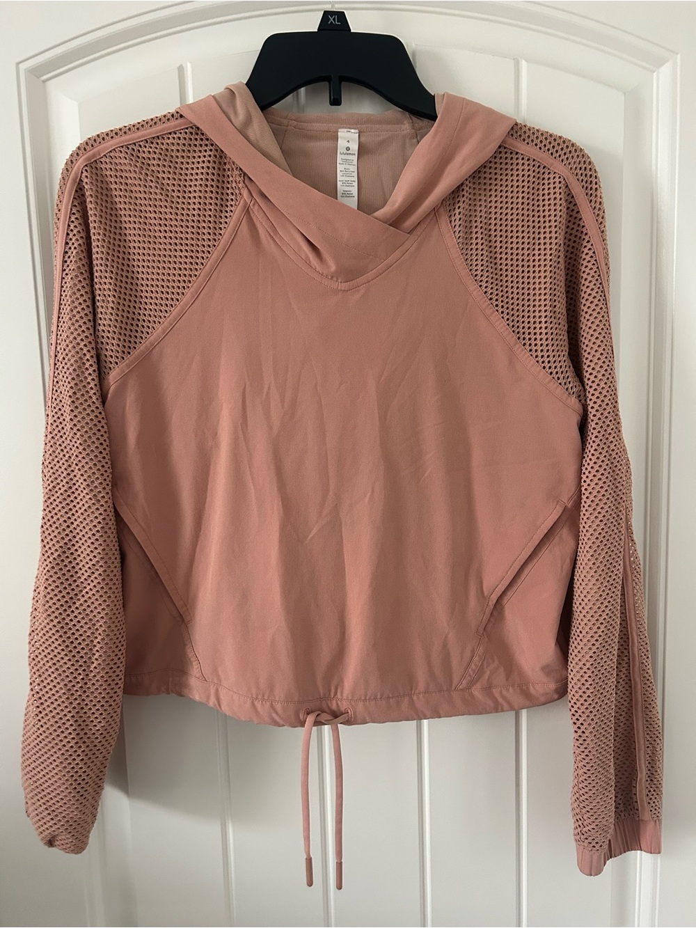 lululemon athletica Catch a Breeze Pullover Antique Rose Size 4